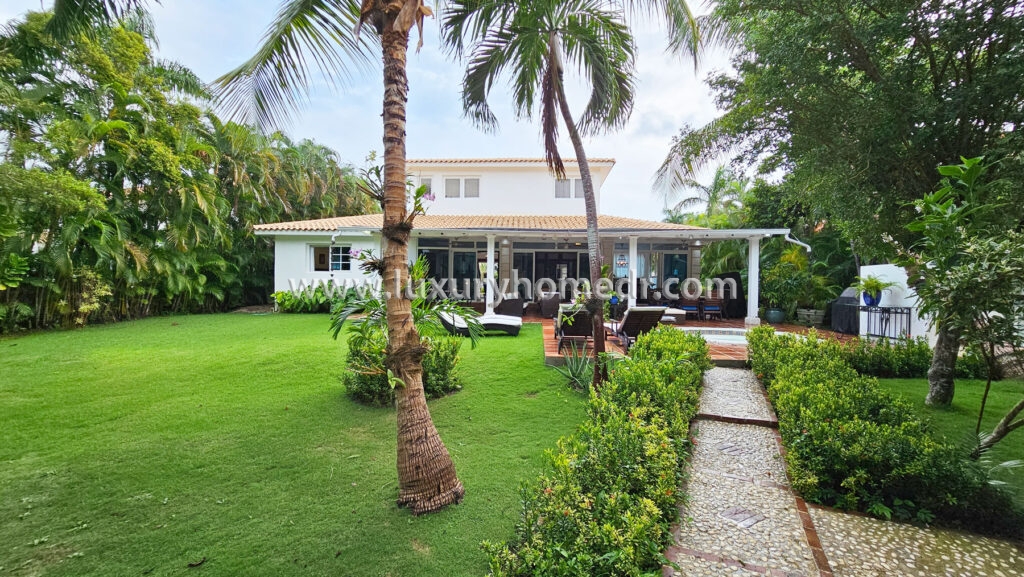 Clasical Villa 4BR For Sale in Punta Cana Resort Tortuga 24