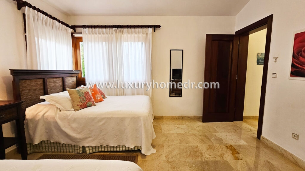 Clasical Villa 4BR For Sale in Punta Cana Resort Tortuga 42