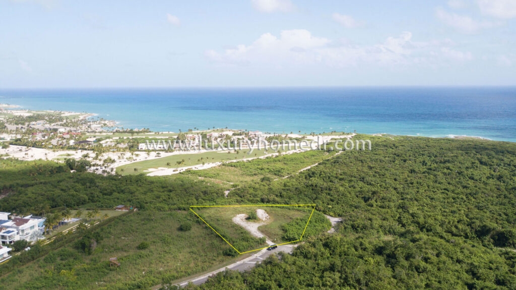 Lot For sale in Fundadores Cap Cana 10
