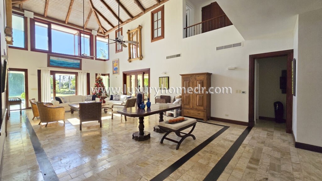 Golf View Villa 4 BR For Sale in Punta Cana Resort 3