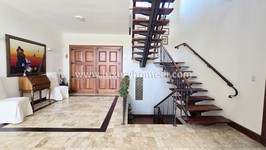 Golf View Villa 4 BR For Sale in Punta Cana Resort 5