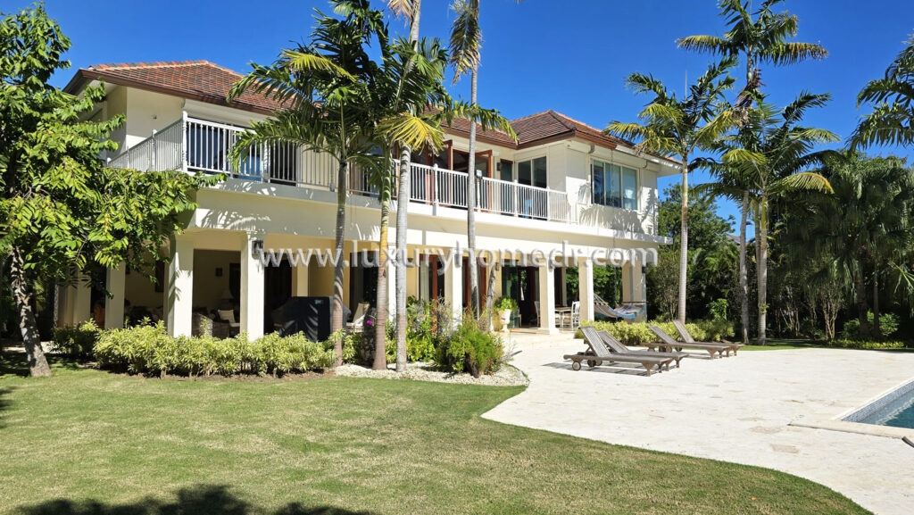 Golf View Villa 4 BR For Sale in Punta Cana Resort 14