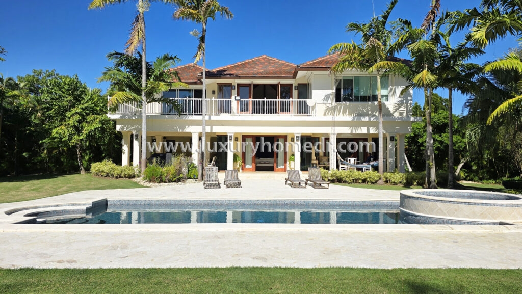 Golf View Villa 4 BR For Sale in Punta Cana Resort 15