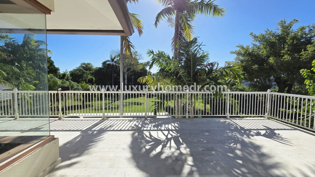 Golf View Villa 4 BR For Sale in Punta Cana Resort 33