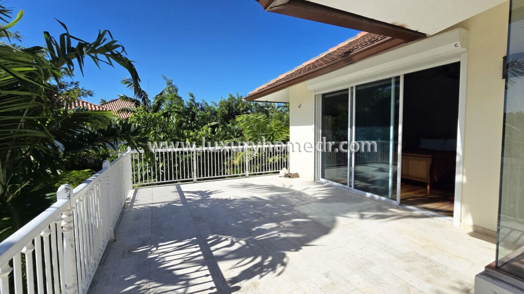 Golf View Villa 4 BR For Sale in Punta Cana Resort 35