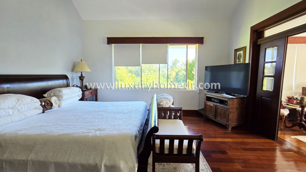 Golf View Villa 4 BR For Sale in Punta Cana Resort 37