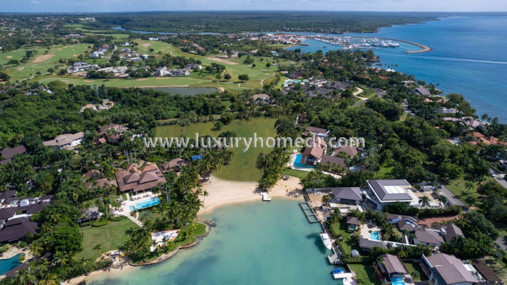 Casa de Campo Land For Sale Bahia Minitas 1