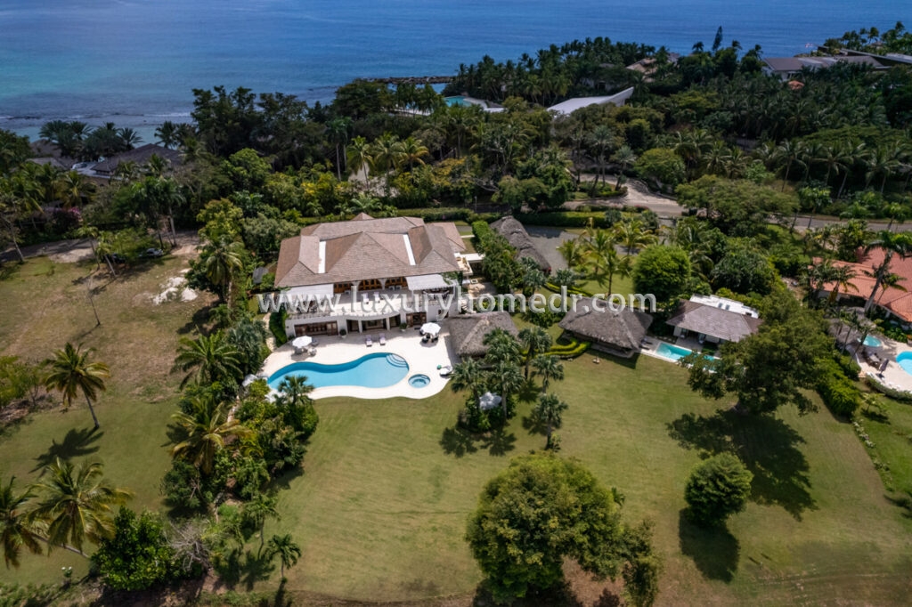 Mansion 7BR For Sale in Casa de Campo 26