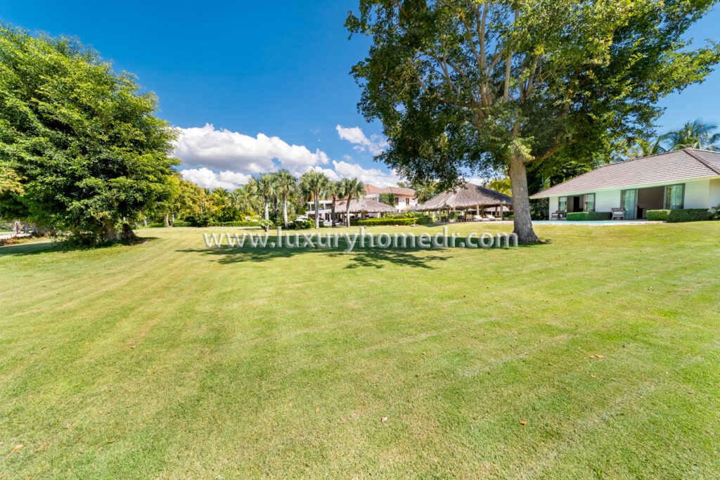 Mansion 7BR For Sale in Casa de Campo 32