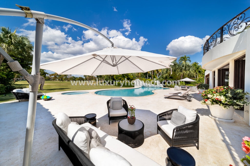 Mansion 7BR For Sale in Casa de Campo 35