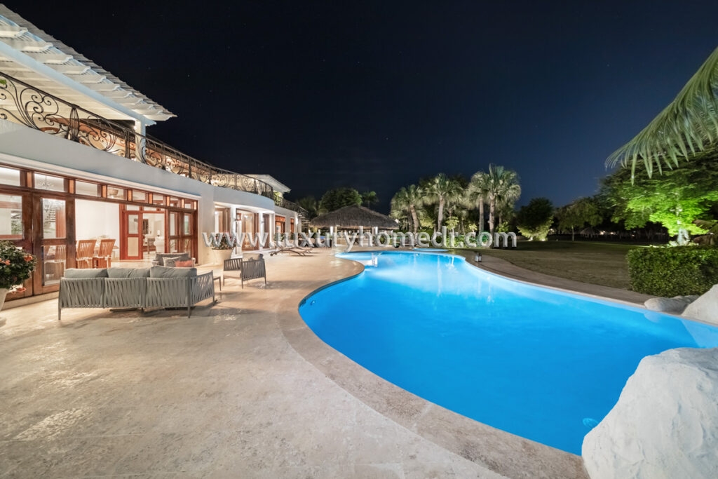 Mansion 7BR For Sale in Casa de Campo 39