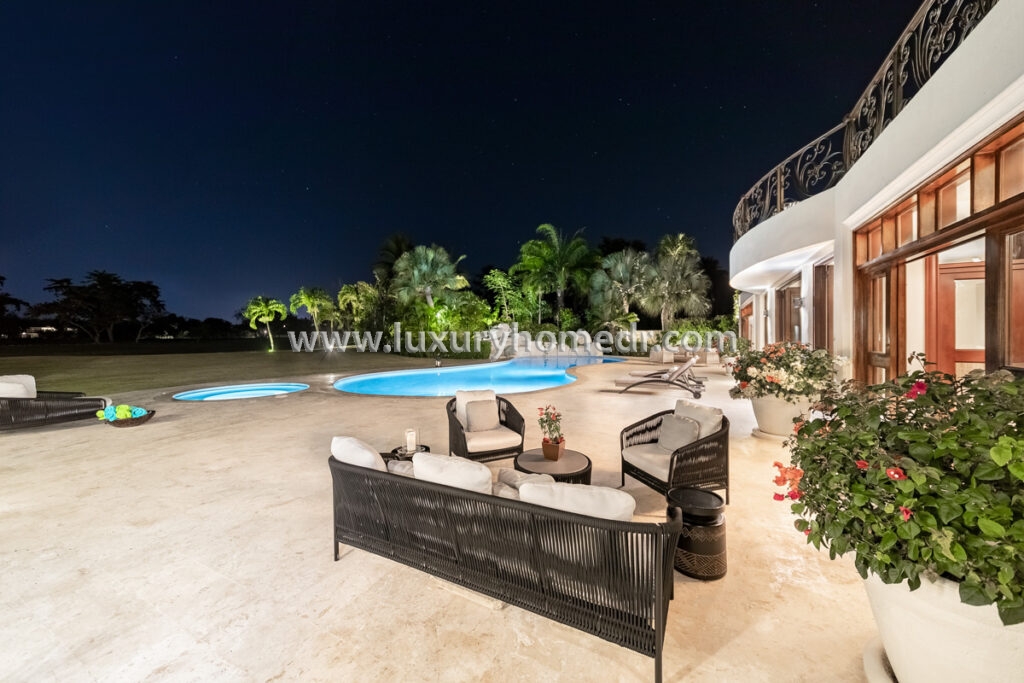 Mansion 7BR For Sale in Casa de Campo 40