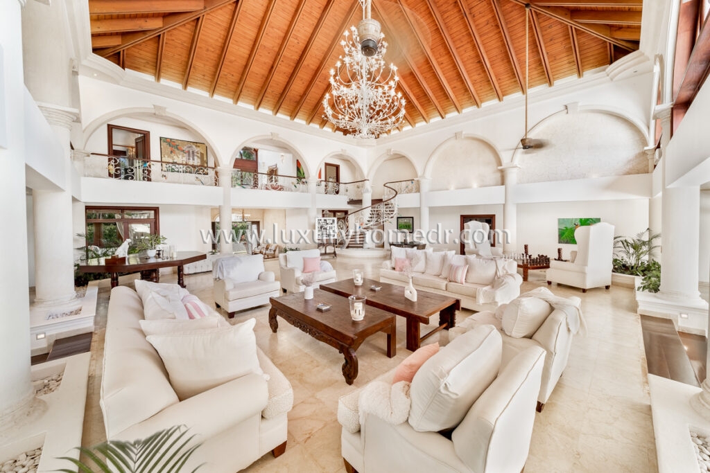 Mansion 7BR For Sale in Casa de Campo 5