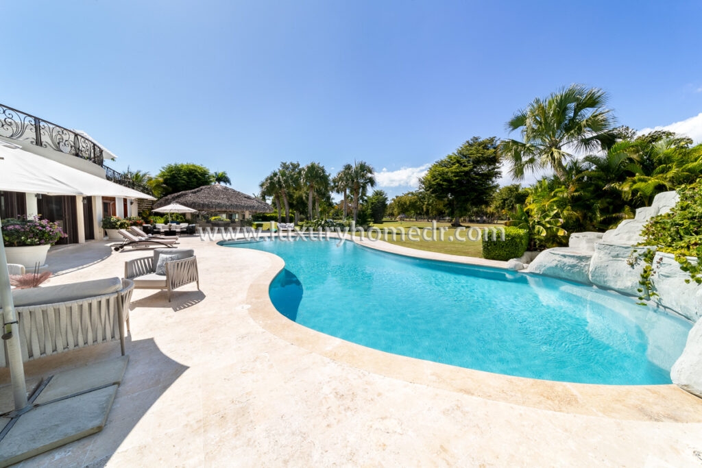 Mansion 7BR For Sale in Casa de Campo 8