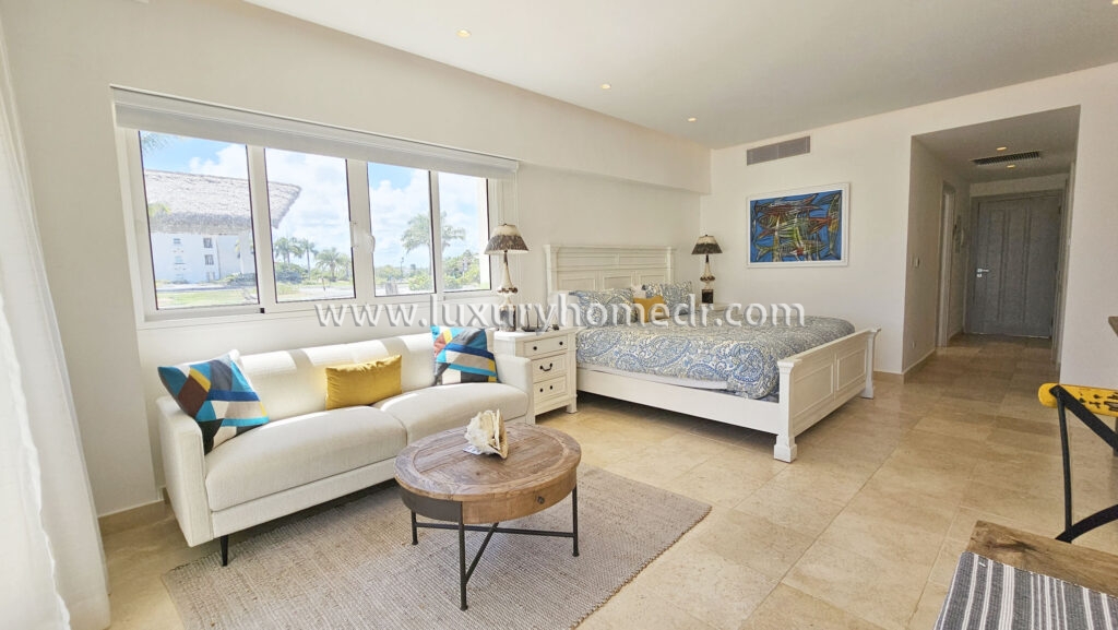 Ocean View Studio For Sale in Punta Palmera 8