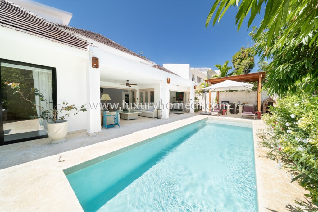 Villa 5BR For Sale in Punta Cana Village 16