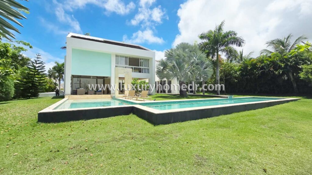 Villa 5BR For Sale in Hacienda Puntacana Resort 26