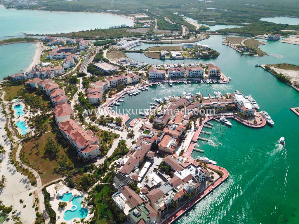 Condo with La Marina View in Aquamarina Cap Cana 23