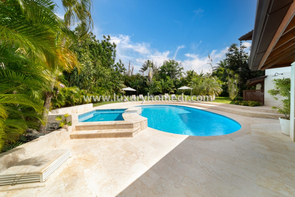 5BR Villa El Vivero For Sale Casa de Campo 2