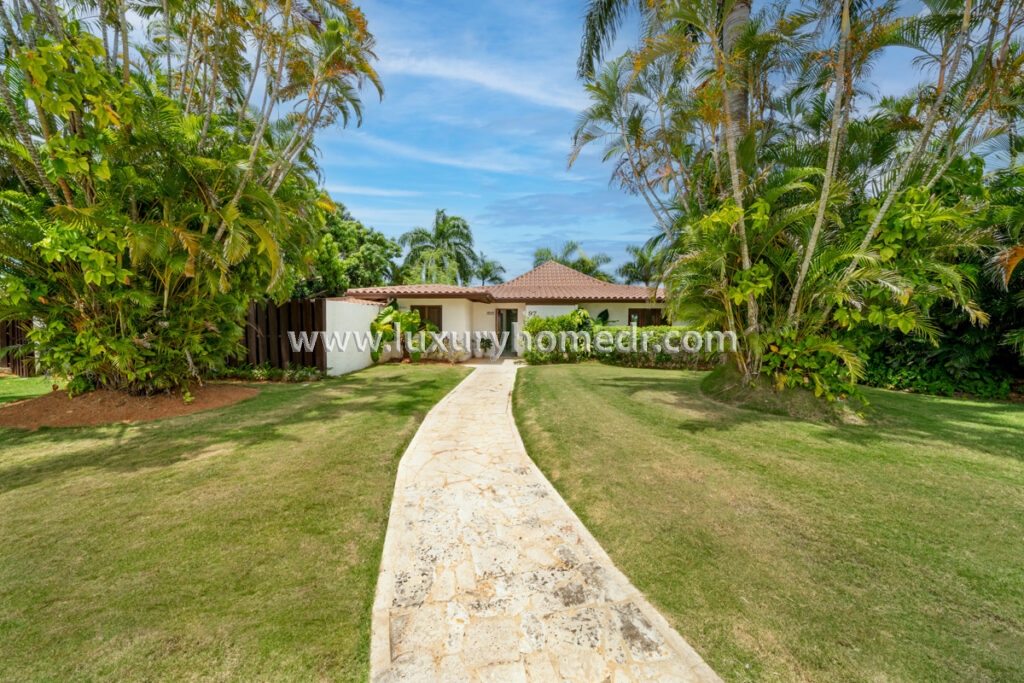 Up to Sale 3 BR Villa in Casa de Campo_15