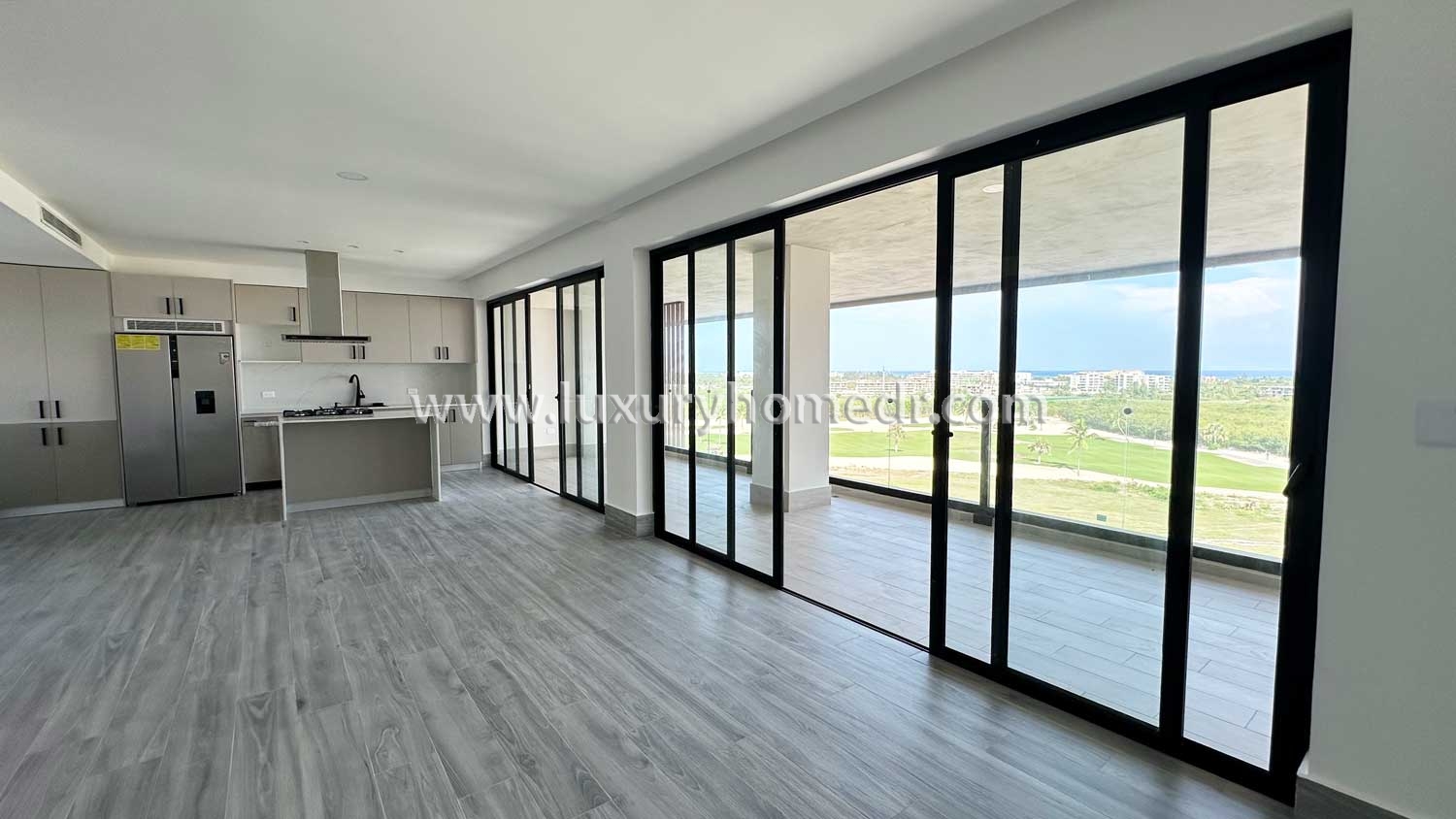 Oceanview 2BR Apartment For Rent in Vista Alta