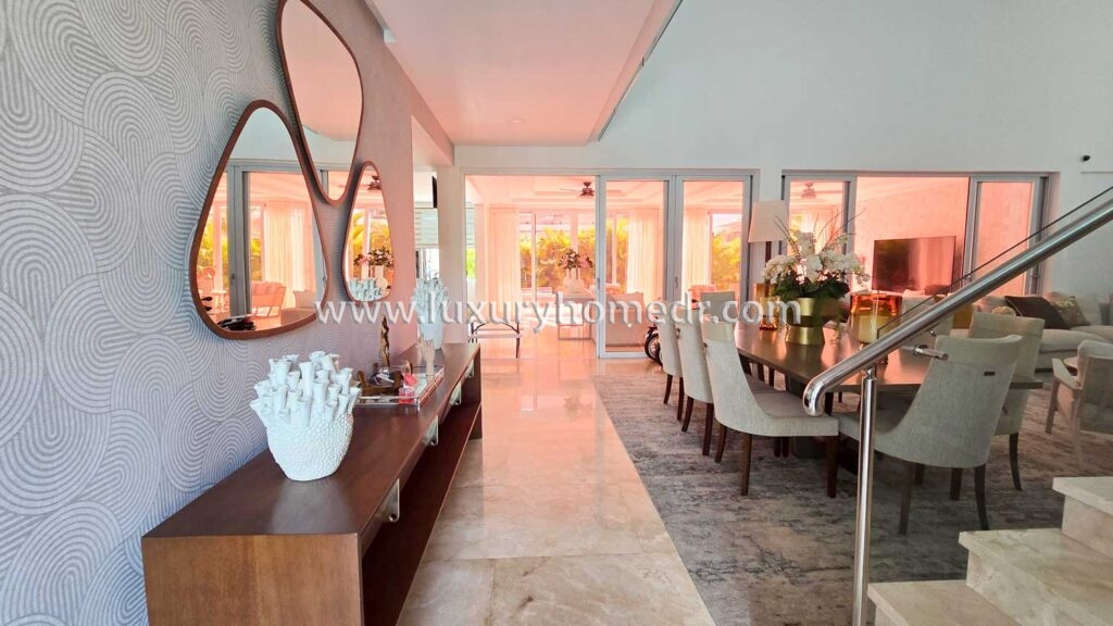 Four bedroom villa for sale in Puntacana Village 13