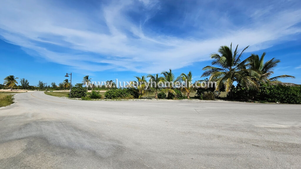 Lot in Las Iguanas Cap Cana 2