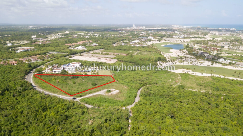 Lot For Sale Fundadores de Golf Cap Cana 2