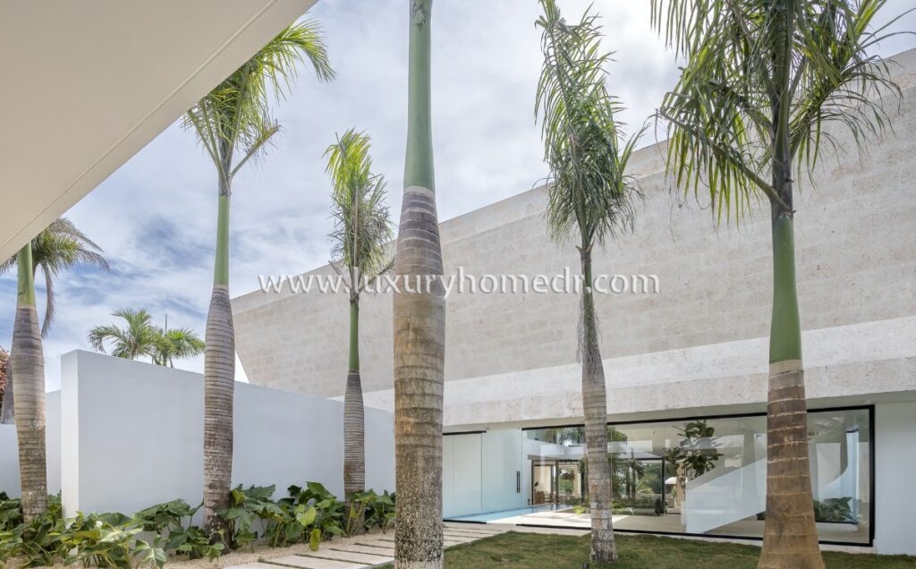 Brand New Villa 6BR in Casa de Campo For Sale 29