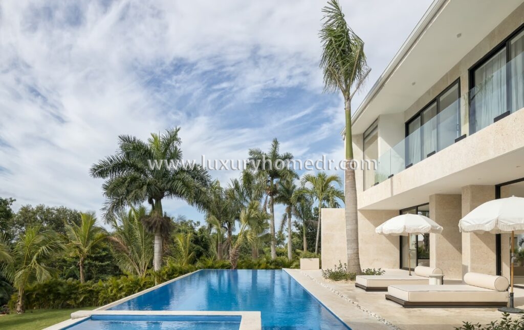 Brand New Villa 6BR in Casa de Campo For Sale 2