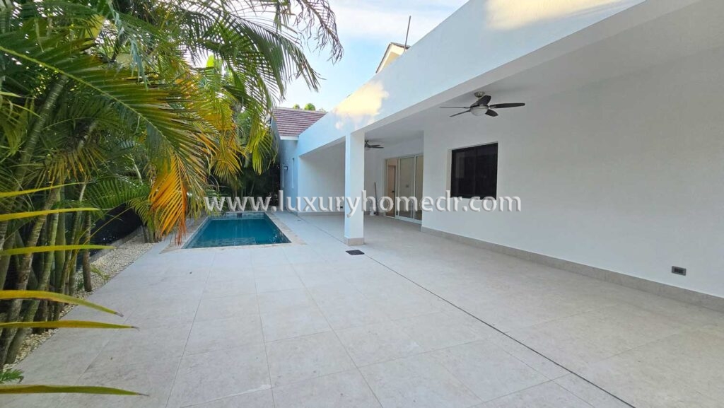 One Floor Villa For Sale in Punta Cana Village 21