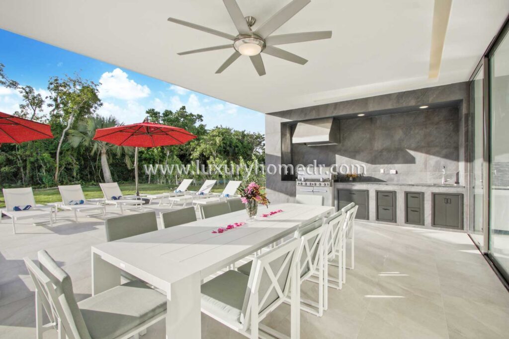 Villa 5BR in Las Palmitas Cap Cana 10