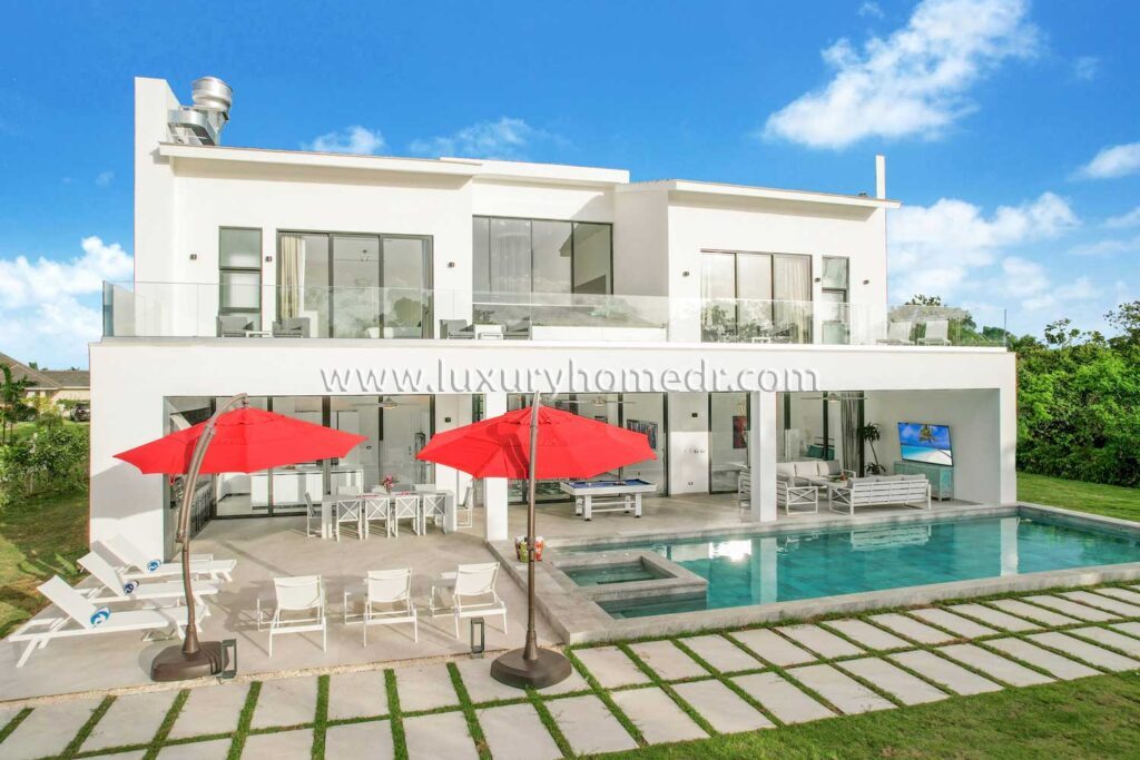 Villa 5BR in Las Palmitas Cap Cana 12