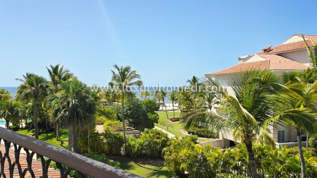 Penthouse 4BR in Fundadores Cap Cana 56