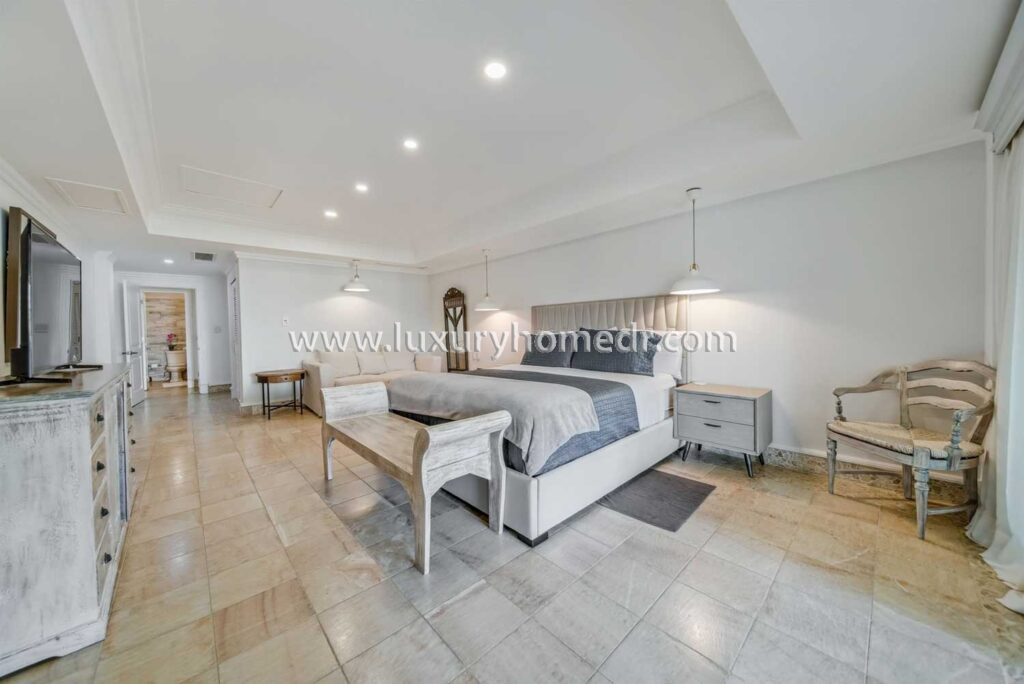 Penthouse 4BR in Fundadores Cap Cana 9