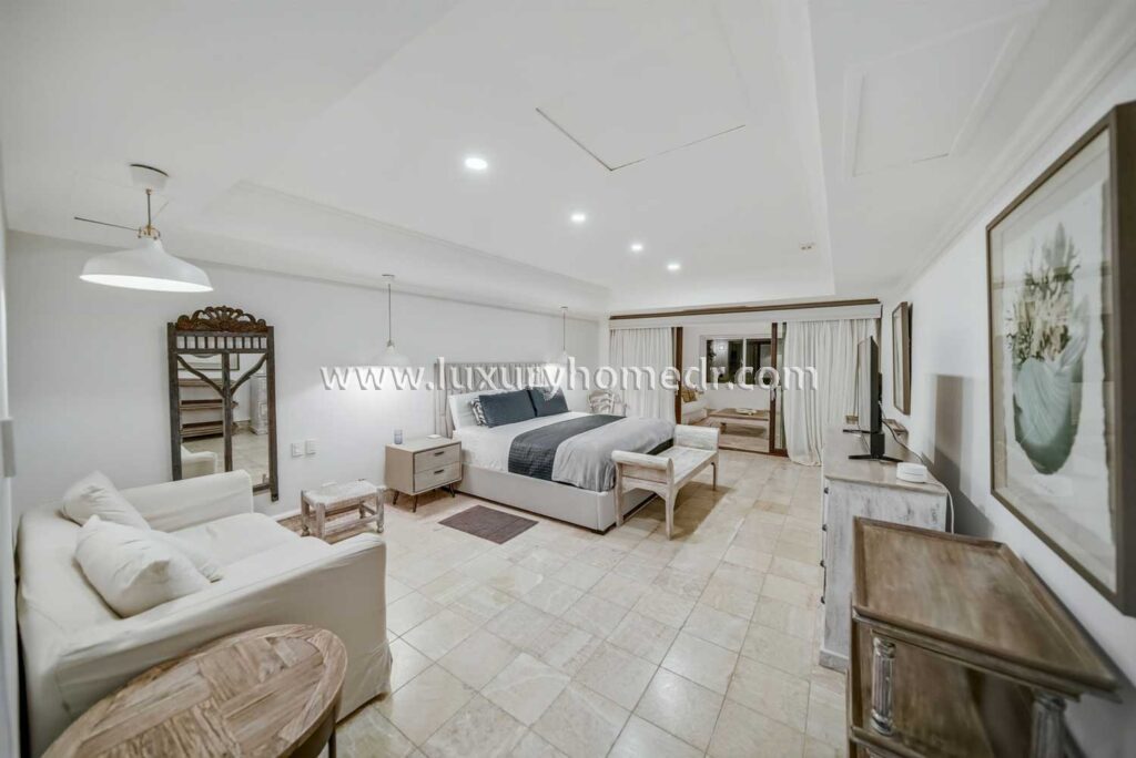 Penthouse 4BR in Fundadores Cap Cana 10