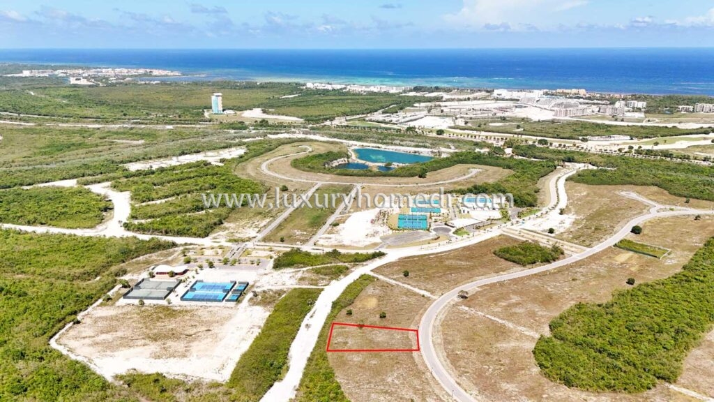 Land in Racquet Village Cap Cana 2