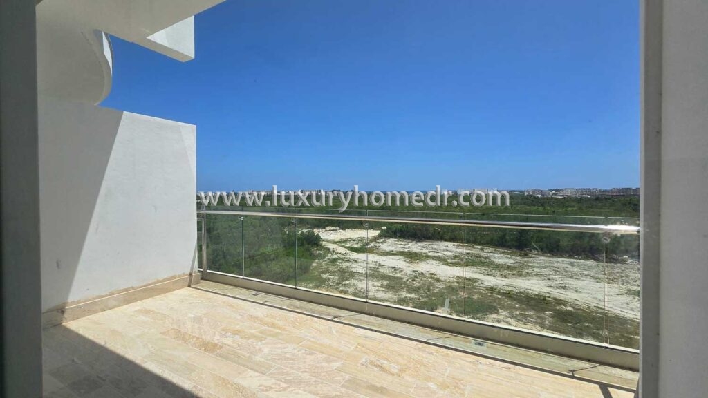 1BR Apartment For Sale in 7Mares Cap Cana 7