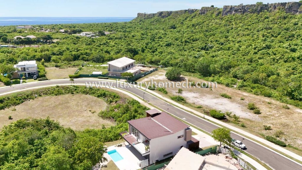 Villa in Cap Cana For Sale Caleton Residence 40