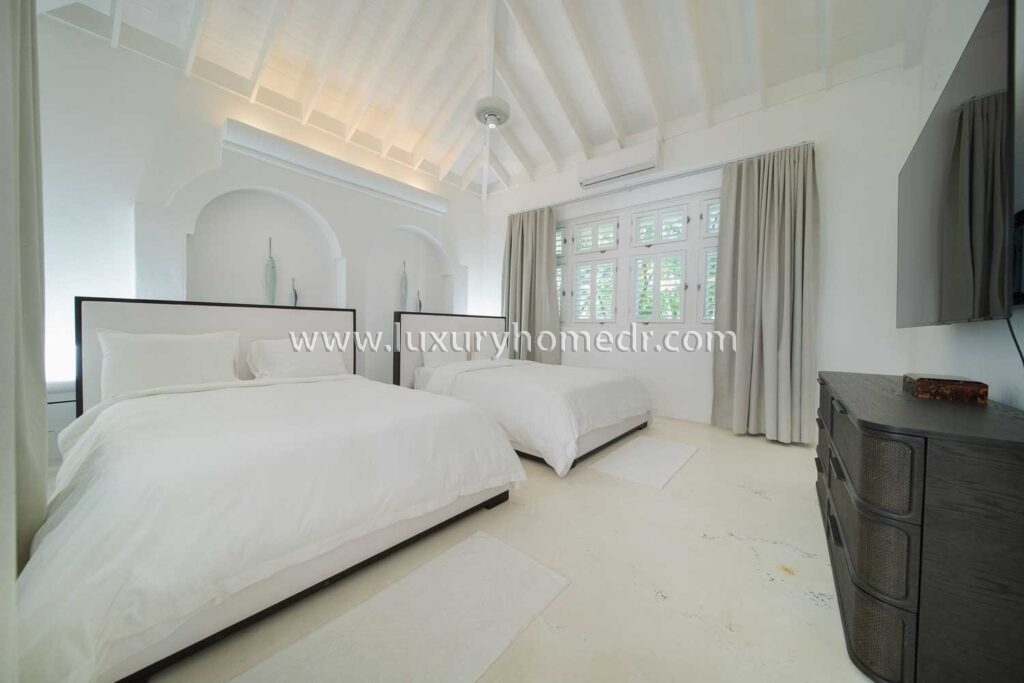 Villa 7BR Cacique 26 in Casa de Campo For Sale 12