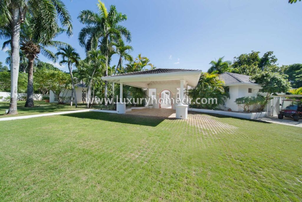 Villa 7BR Cacique 26 in Casa de Campo For Sale 32