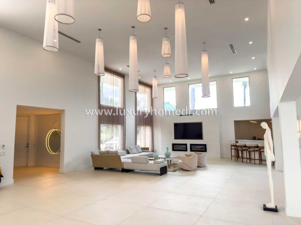 6BR Villa Golf View in Casa de Campo For Sale 1