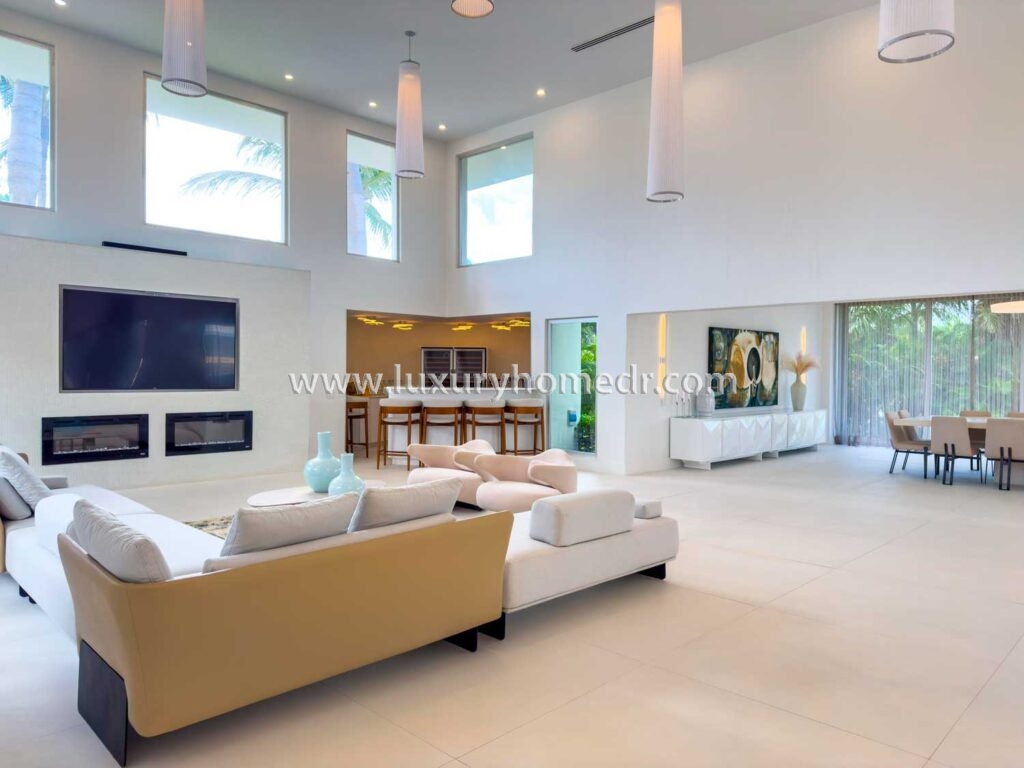 6BR Villa Golf View in Casa de Campo For Sale 2