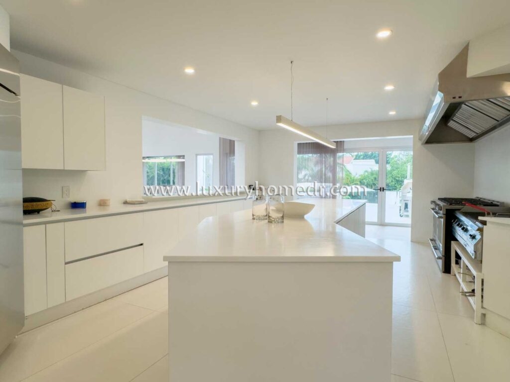 6BR Villa Golf View in Casa de Campo For Sale 10