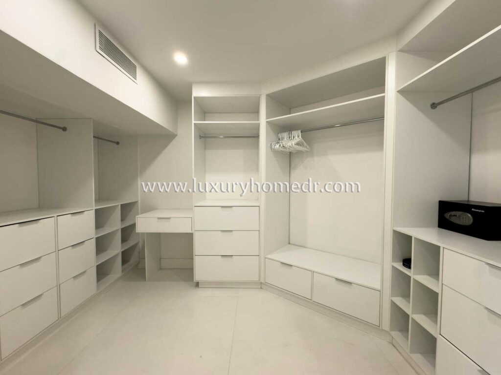 6BR Villa Golf View in Casa de Campo For Sale 19