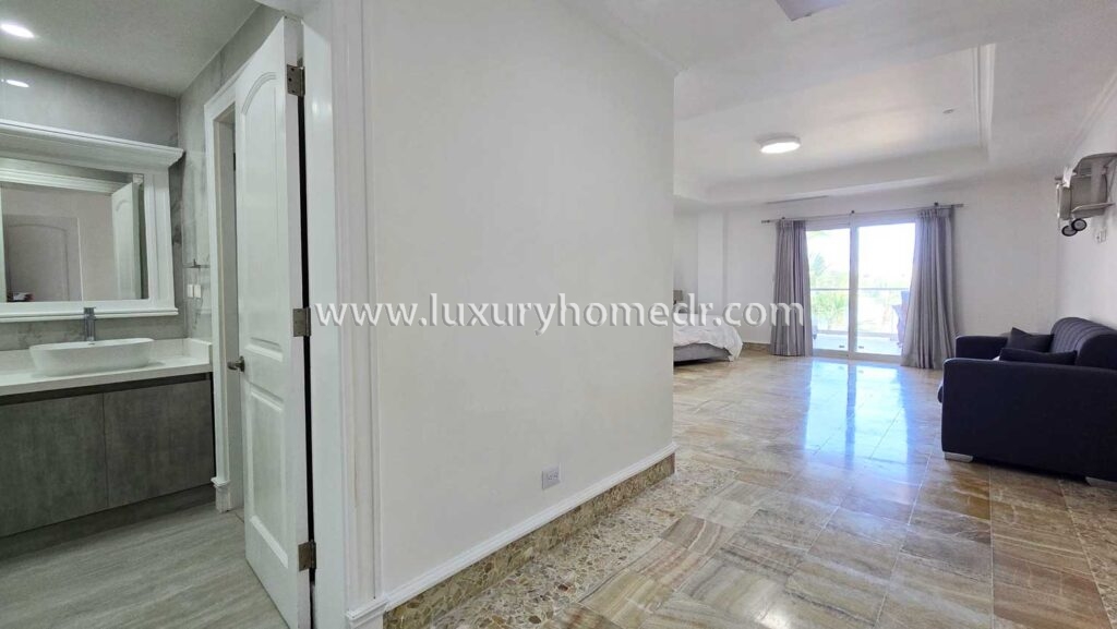 Apartment Penthouse with Marina View in Cap Cana For Sale 21