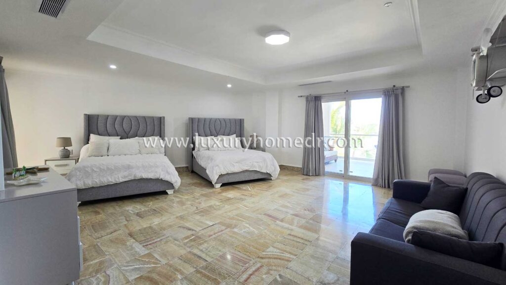 Apartment Penthouse with Marina View in Cap Cana For Sale 23