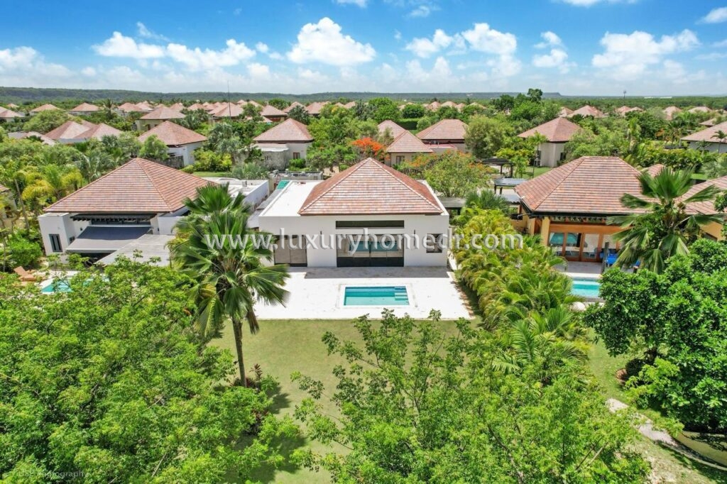 Villa in Green Village Cap Cana For Sale 16