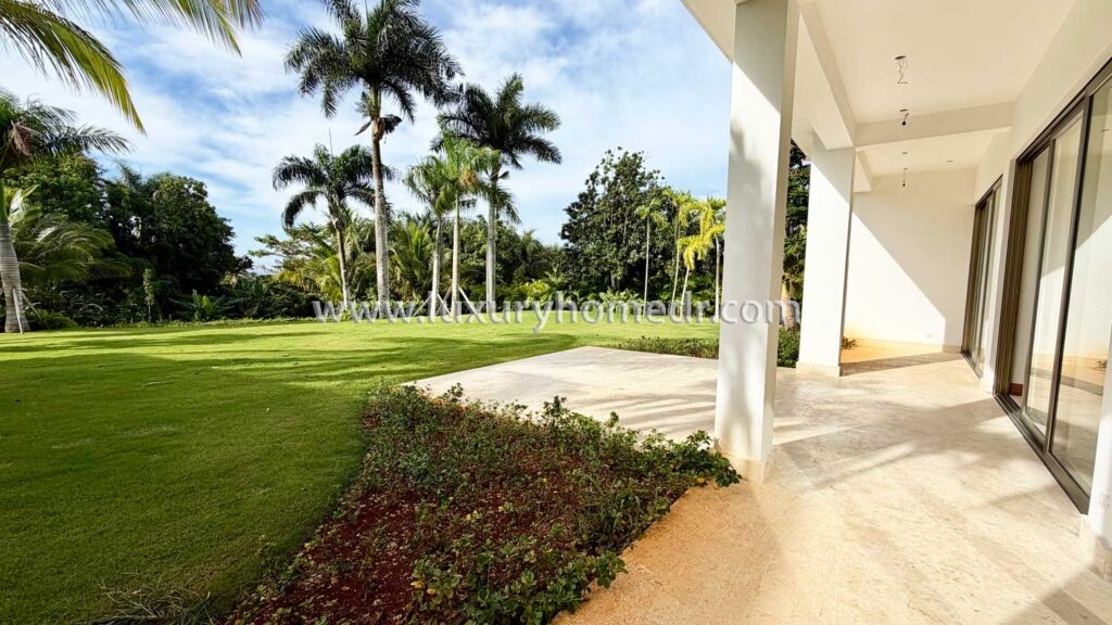 New Villa in Barranca Casa de Campo La Romana 24