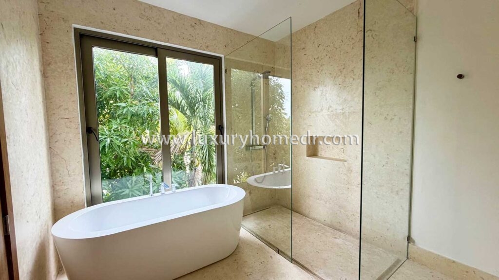 New Villa in Barranca Casa de Campo La Romana 40